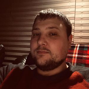 Meet your Posher, Travis